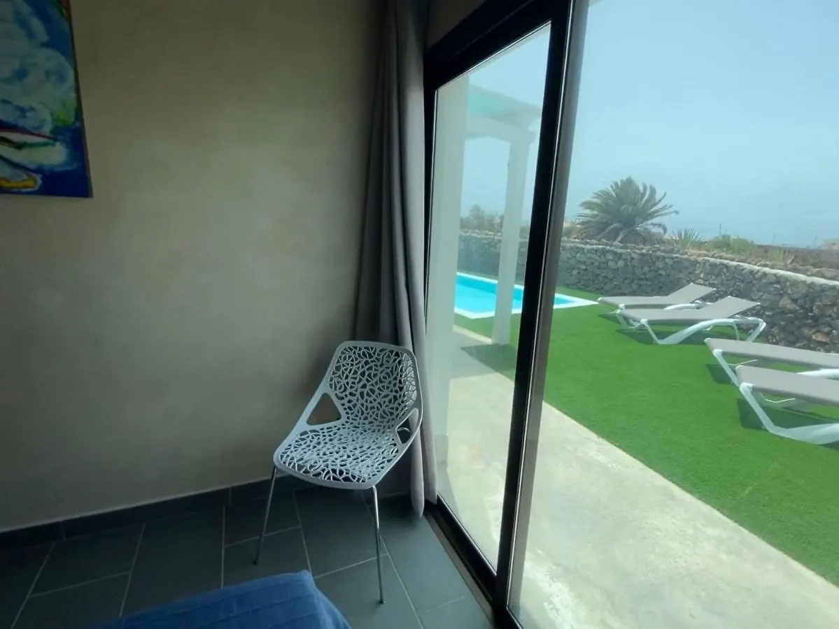 Seaside Villa Retreat: El Roque Oasis with Private Pool El Cotillo  0*, El Cotillo (Fuerteventura)