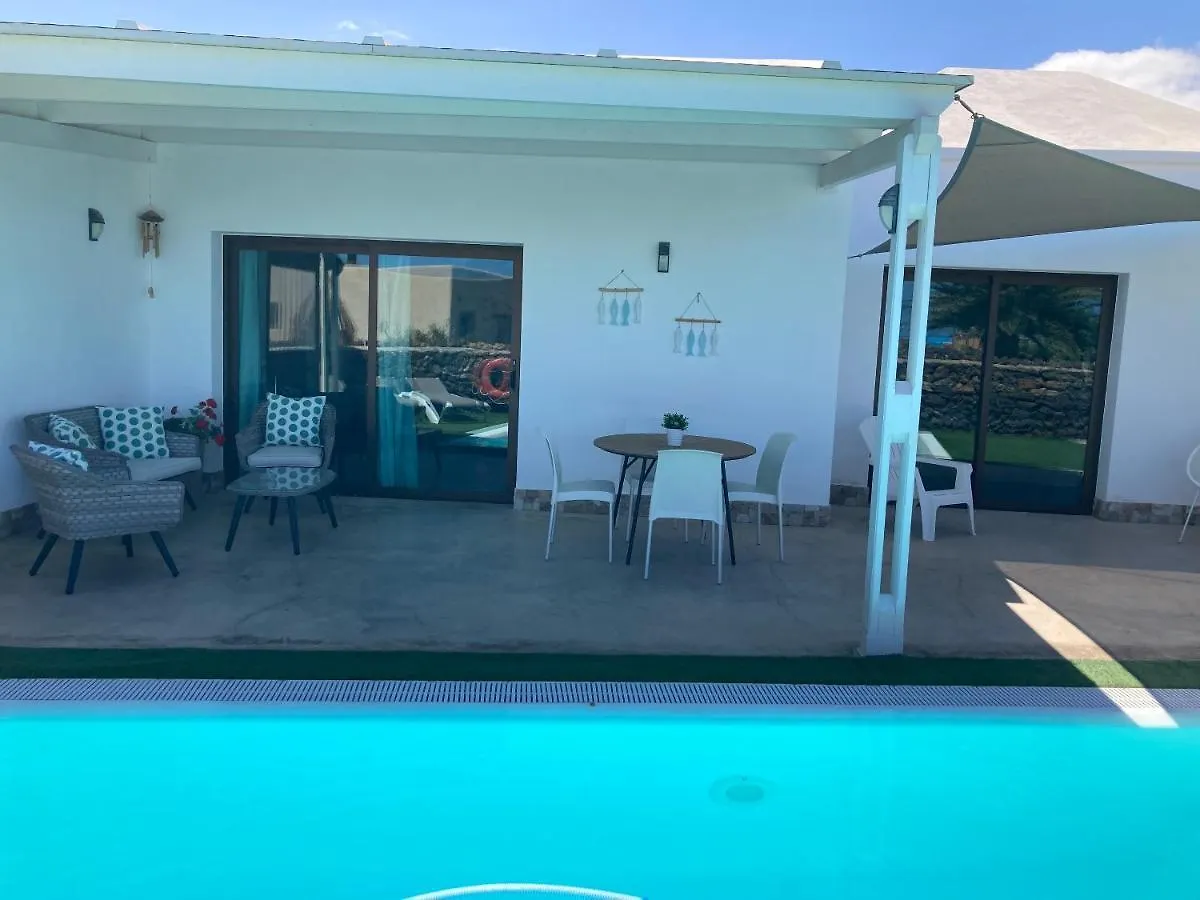 Seaside Villa Retreat: El Roque Oasis with Private Pool El Cotillo  0*, El Cotillo (Fuerteventura)