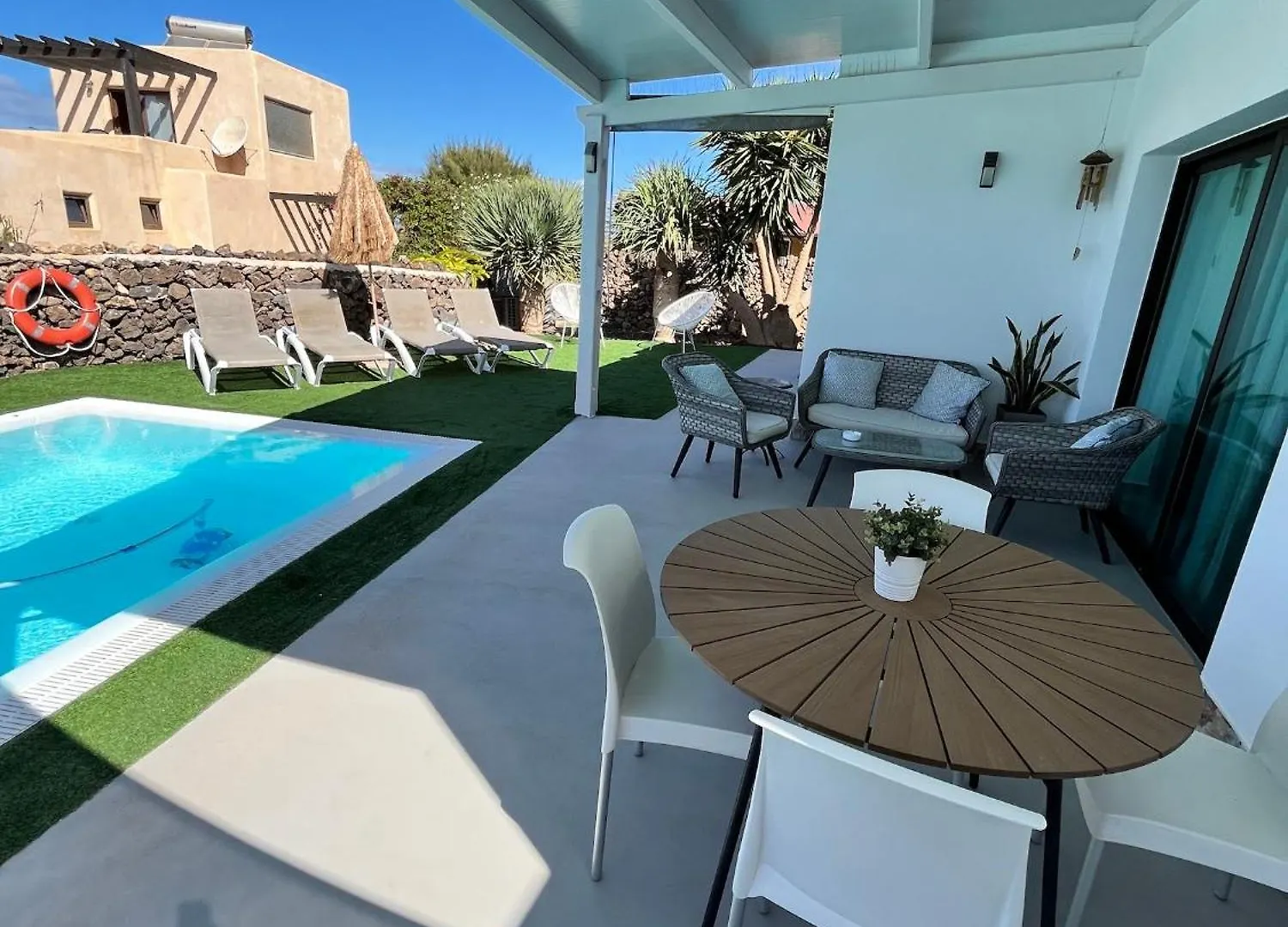 Seaside Villa Retreat: El Roque Oasis with Private Pool El Cotillo  0*, El Cotillo (Fuerteventura) Spain